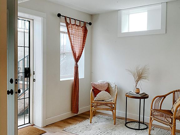 entrance - lots of natural light
