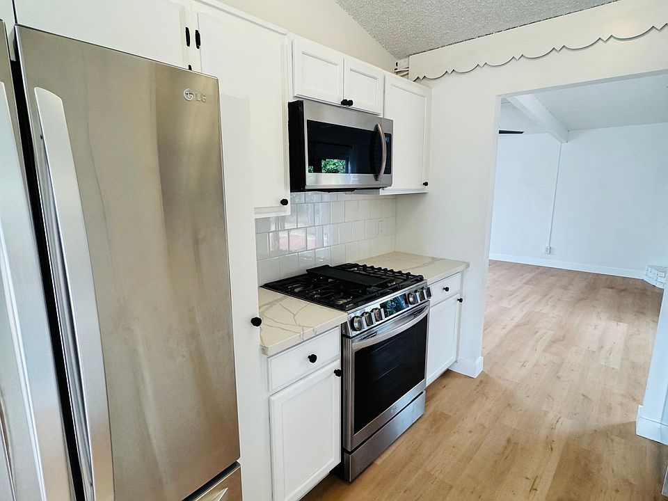 Kitchen with new appliances