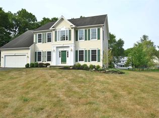 33 Muterfield Ct, Slingerlands, NY 12159