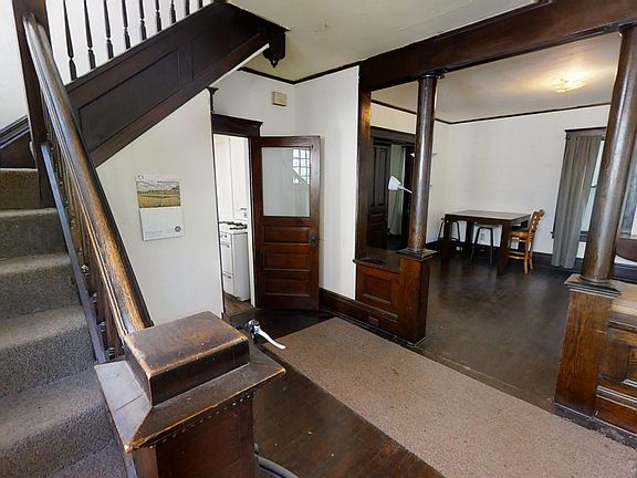 4th image of 212 N 5th Ave #1