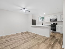 201 Howell St