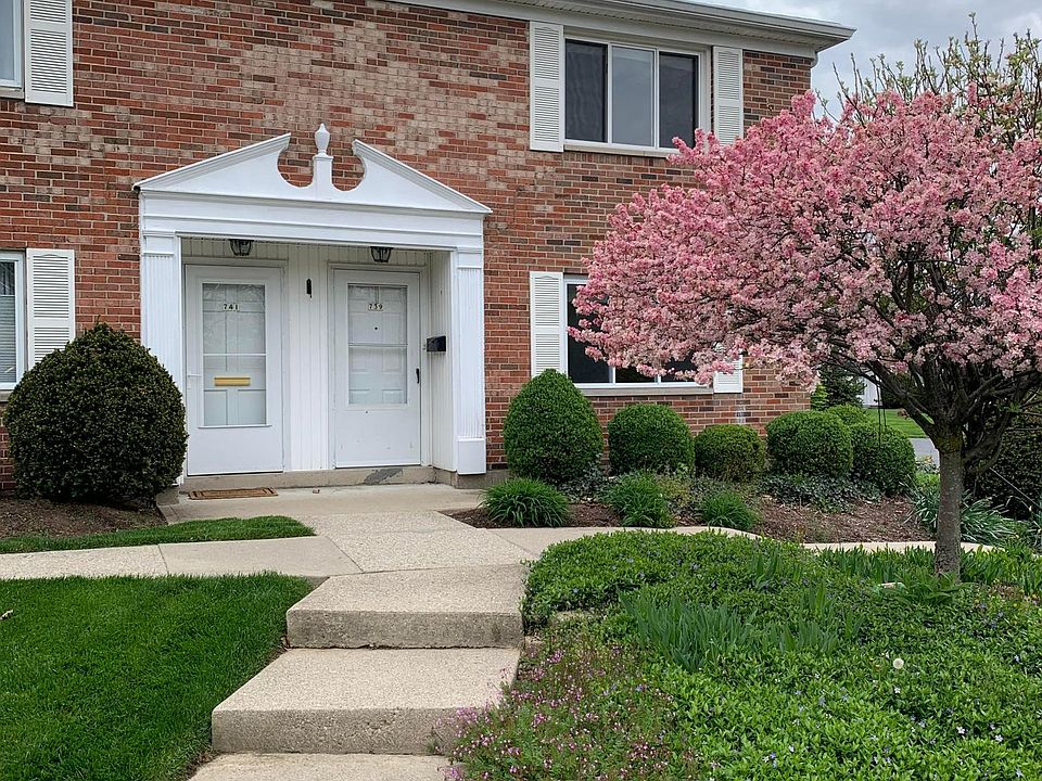 1st image of 739 Clareridge Ln #739