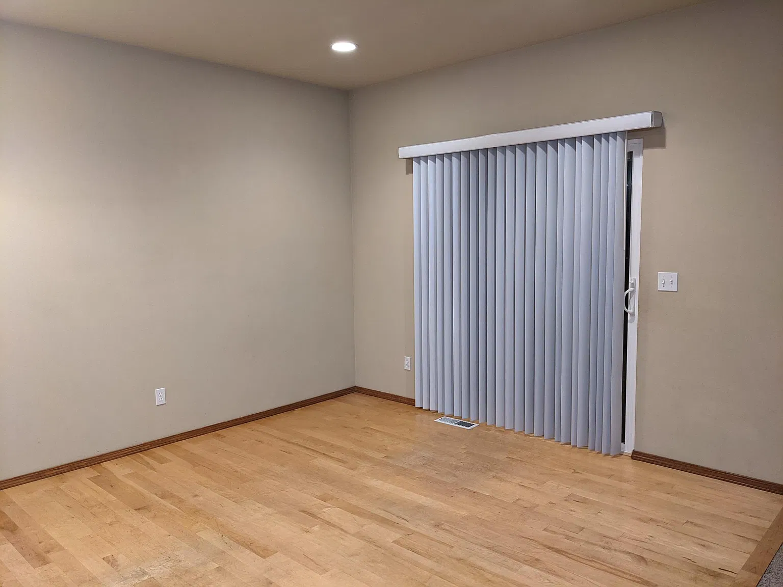 101 196th Pl SW — Photo 4
