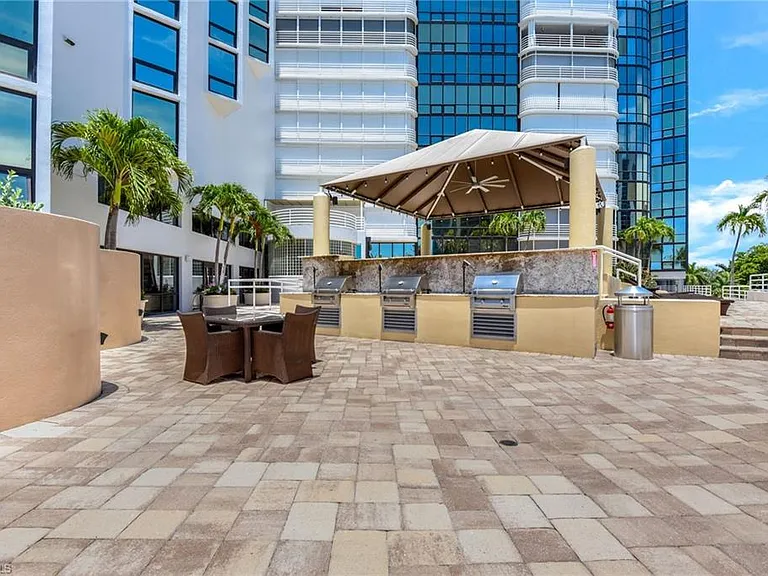 4751 Gulf Shore Blvd N #3 — Photo 24