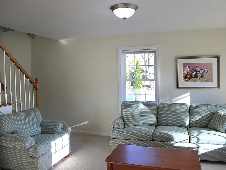 190 Avery Shrs — Photo 12