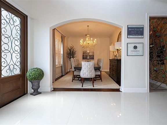 4th image of 5741 OXFORD MOOR BOULEVARD