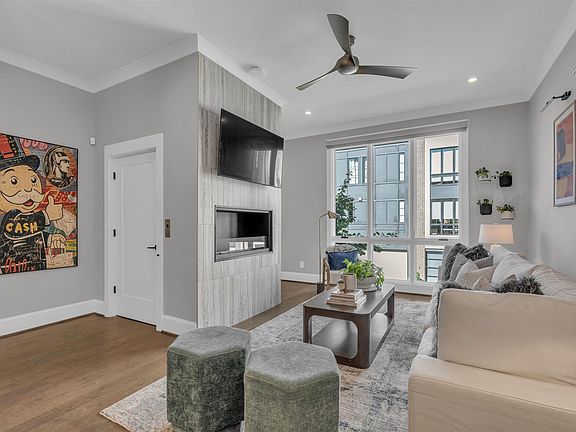 4th image of 611 N Main St #9