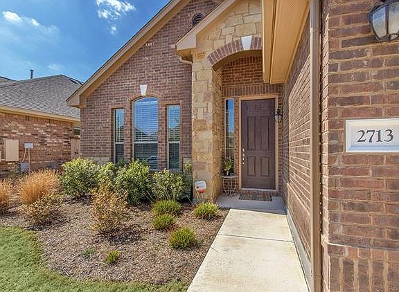 3rd image of 2713 Coral Valley Dr