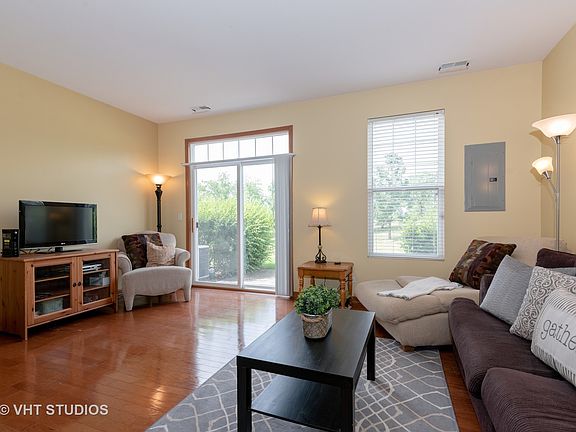2nd image of 2338 Flagstone Ln Unit 2338