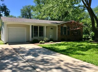 1212 Piedras Pkwy, Fenton, MO 63026