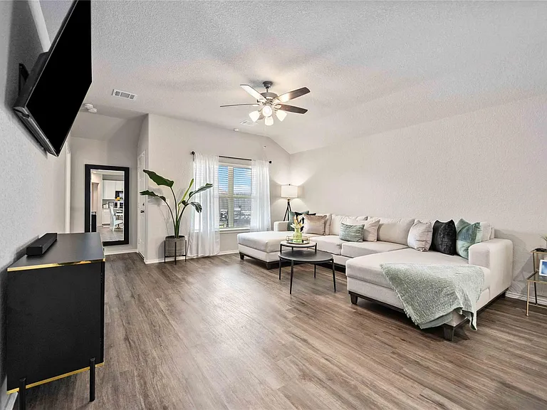 10527 Meadow Saffron Dr — Photo 5