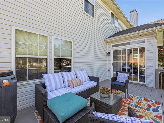 4th image of 3017 Saratoga Dr