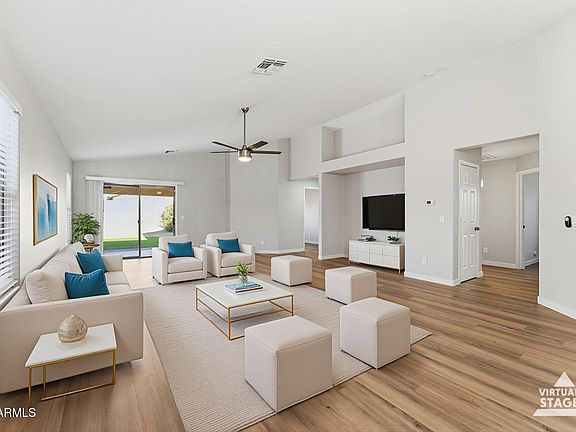3rd image of 10336 E CRESCENT Avenue