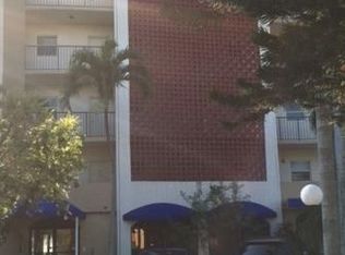 3948 NE 169th St APT 204, North Miami Beach, FL 33160