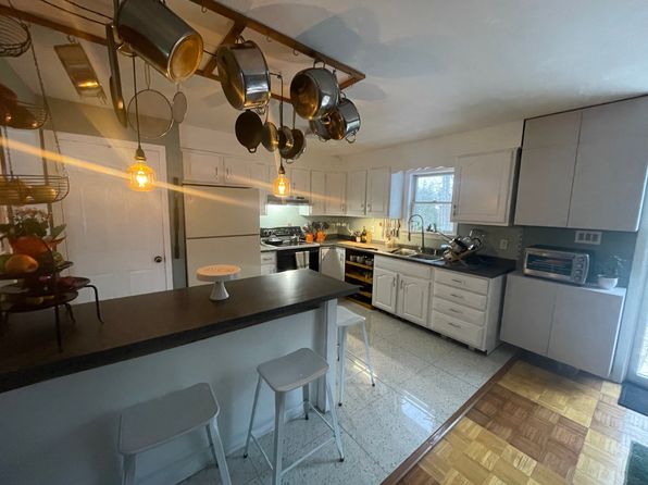 (undisclosed Address)