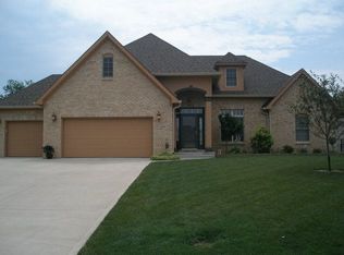 4947 W Cedar Creek Pl, New Palestine, IN 46163