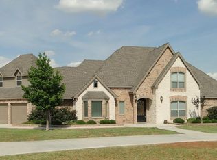 4310 Coyote Trl, Midland, TX 79707