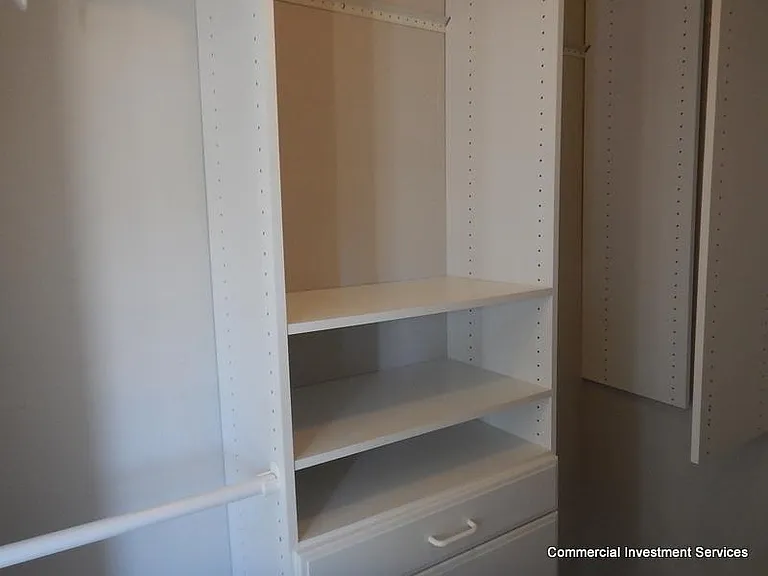 1328 Bridle Dr — Photo 12