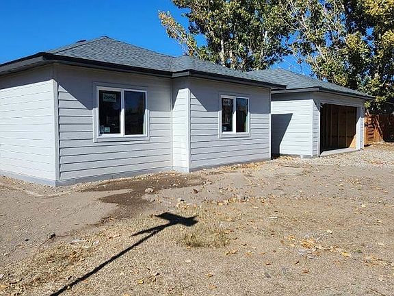4th image of 467 Grand Valley Dr