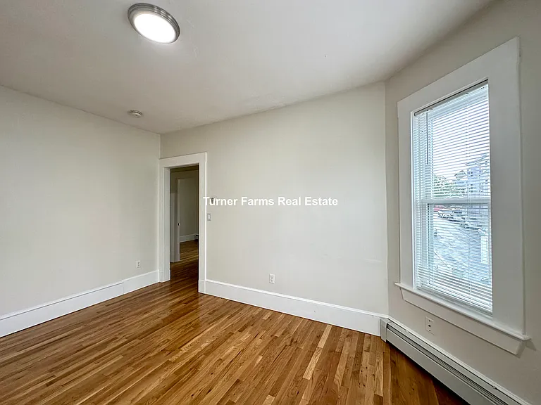 11 Elder St — Photo 18