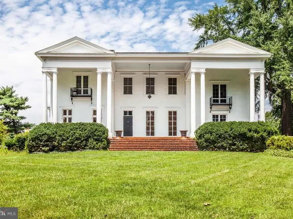 402 Culpeper St, Warrenton, VA 20186