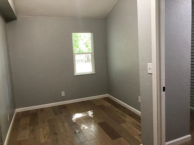 211 Cherry St #A — Photo 16