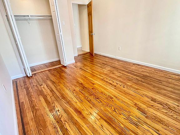 4th image of 336 E 83rd St APT 4A