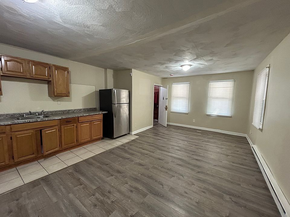 Kitchen/Living room space