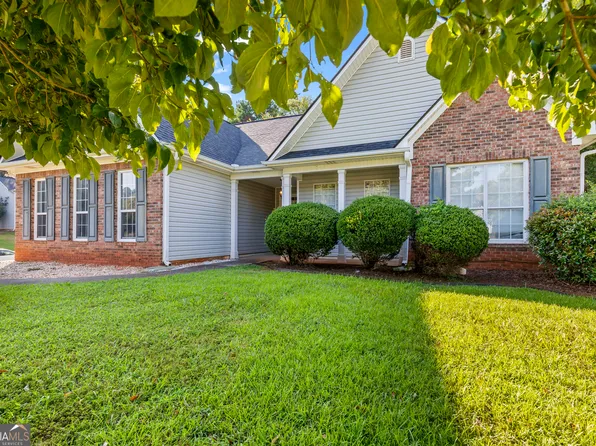 12284 Molly Sue Ln, Fayetteville, GA 30215