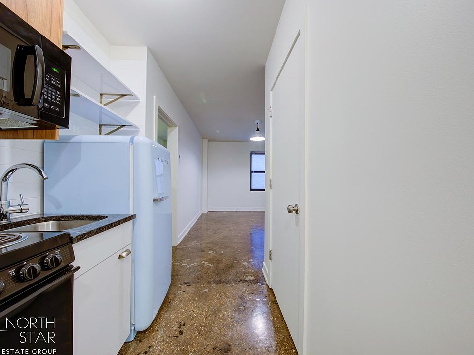 1st image of 1021 W Lawrence Ave #715