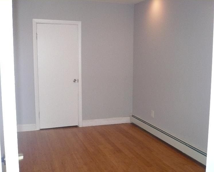 2nd image of 212 Maverick St #16F