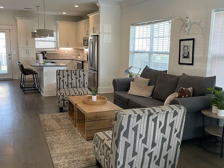 6511 Robertson Ave #1 — Photo 5
