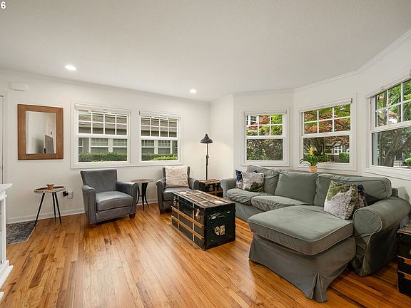 5th image of 2555 NW Savier St APT 18