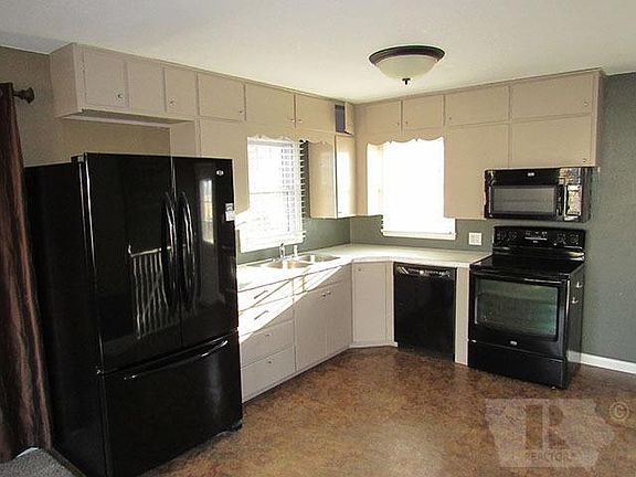5th image of 303 Parkview Dr