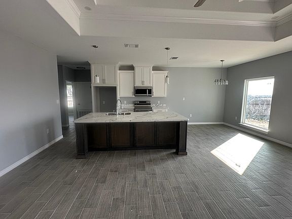 2nd image of 328 Lenawee Ave