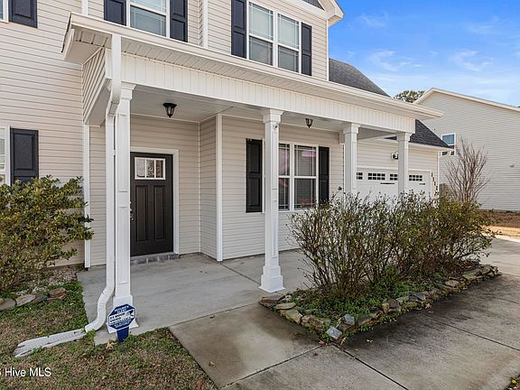 4th image of 1112 Farmhouse Lane