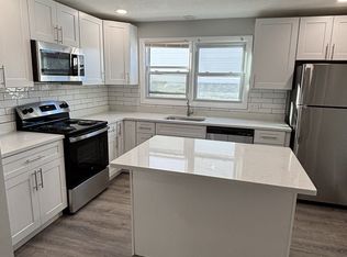 335 Plantation St APT 2L, Worcester, MA 01604