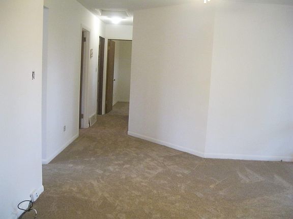 4th image of 5413 Thelen Dr