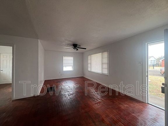 4th image of 1310 E 35th St