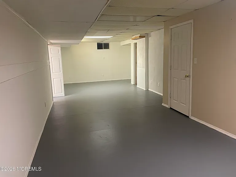 220 Middie Ln — Photo 26