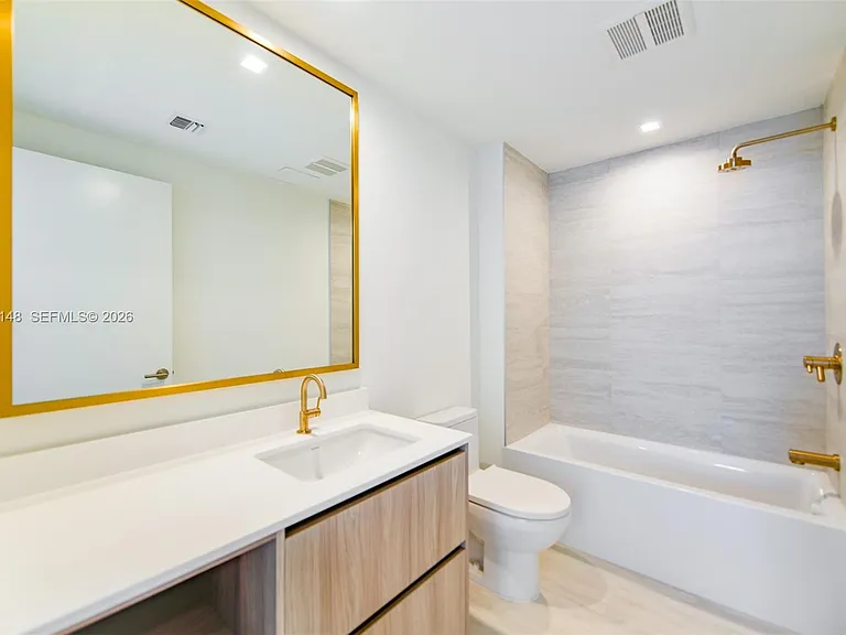 77 SE 5th St #2604 — Photo 12