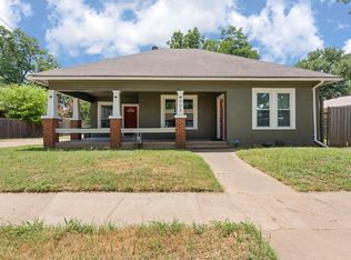 505 1/2 College St, Cleburne, TX 76033