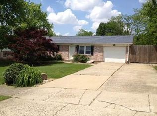 812 Erin Dr, Oxford, OH 45056
