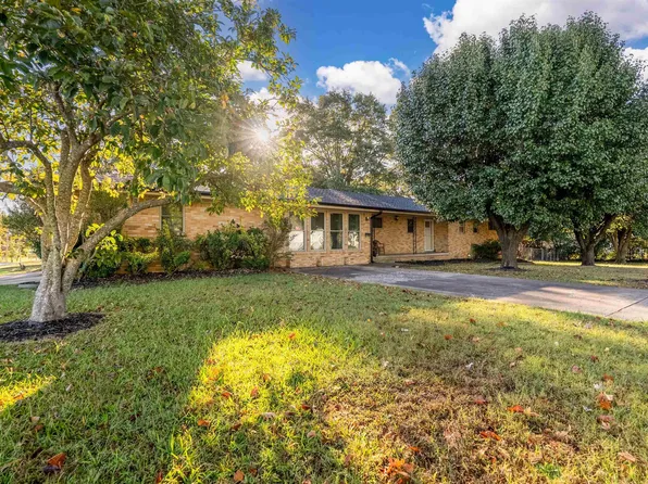 4410 Ridge Rd, N Little Rock, AR 72116