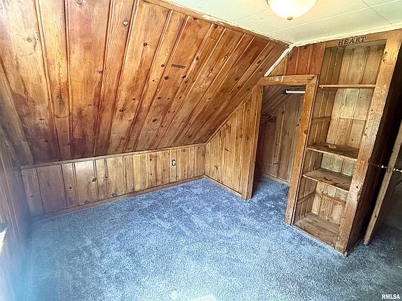 4th image of 1011 E Frye Ave