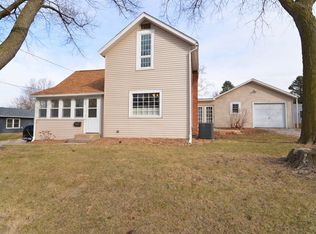 402 3rd Ave, Marion, IA 52302