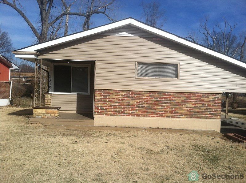 1st image of 9810 Portage Dr