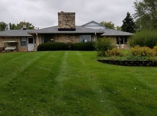 N85W18132 Tyler Dr, Menomonee Falls, WI 53051