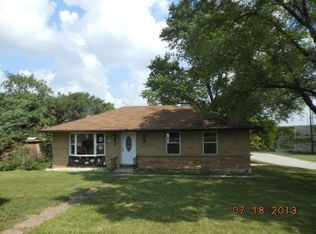 8420 W 83rd St, Justice, IL 60458