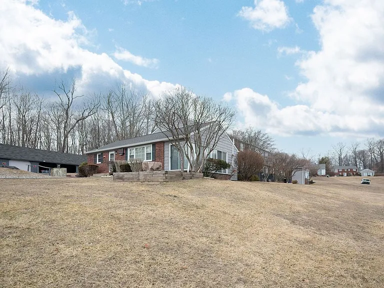 86 Old Farms Ln #86 — Photo 26